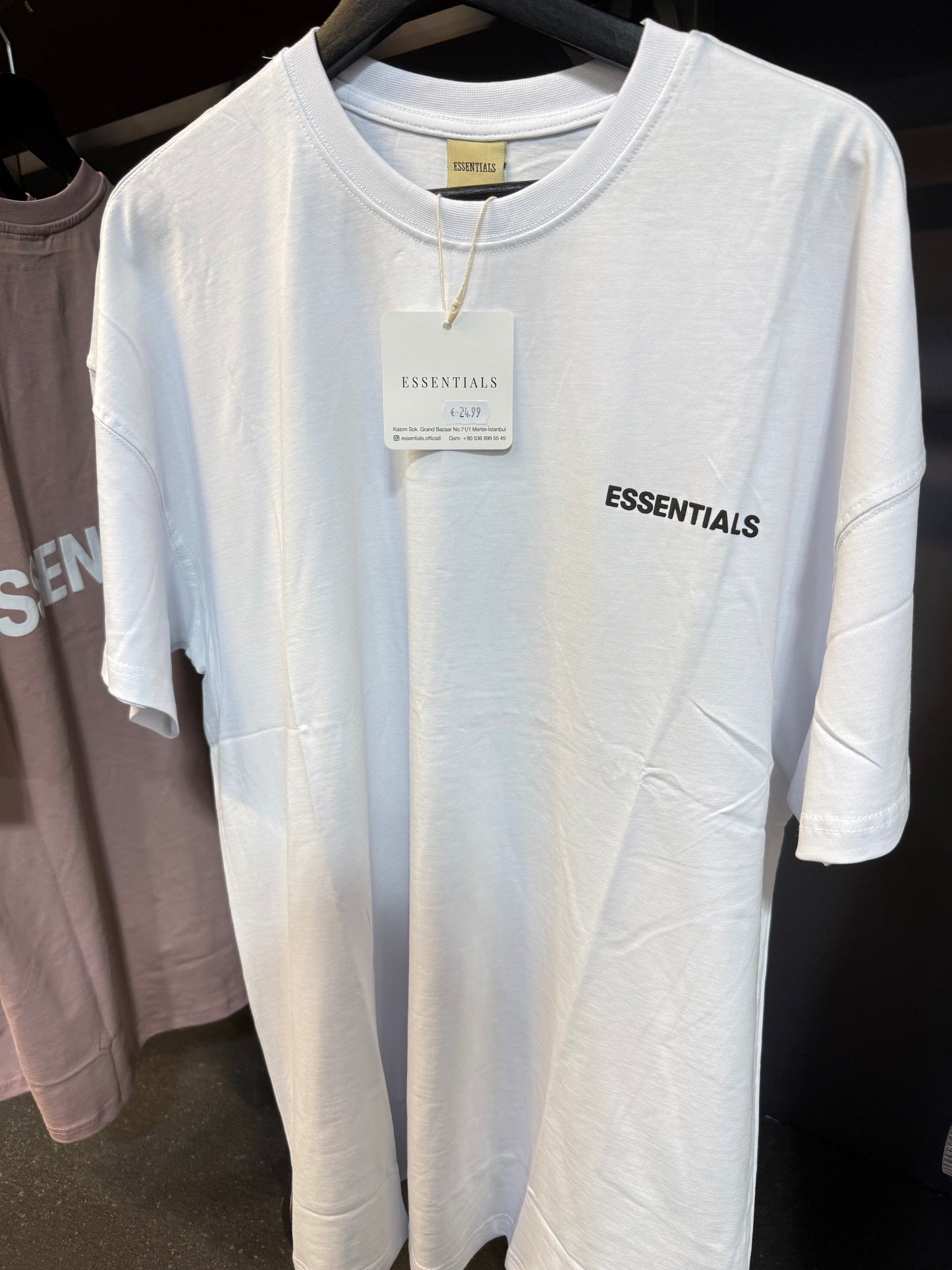 T-Shirt Essentials white