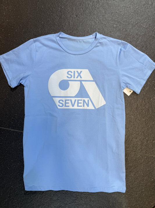 T-Shirt six seven ligt blue