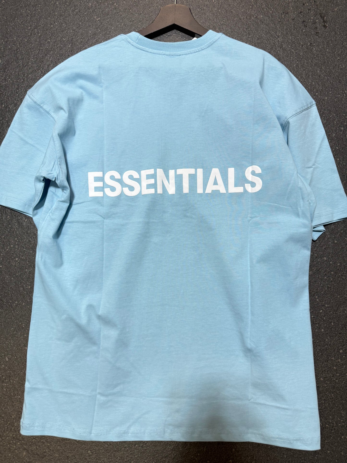 T-Shirt essentials light blue
