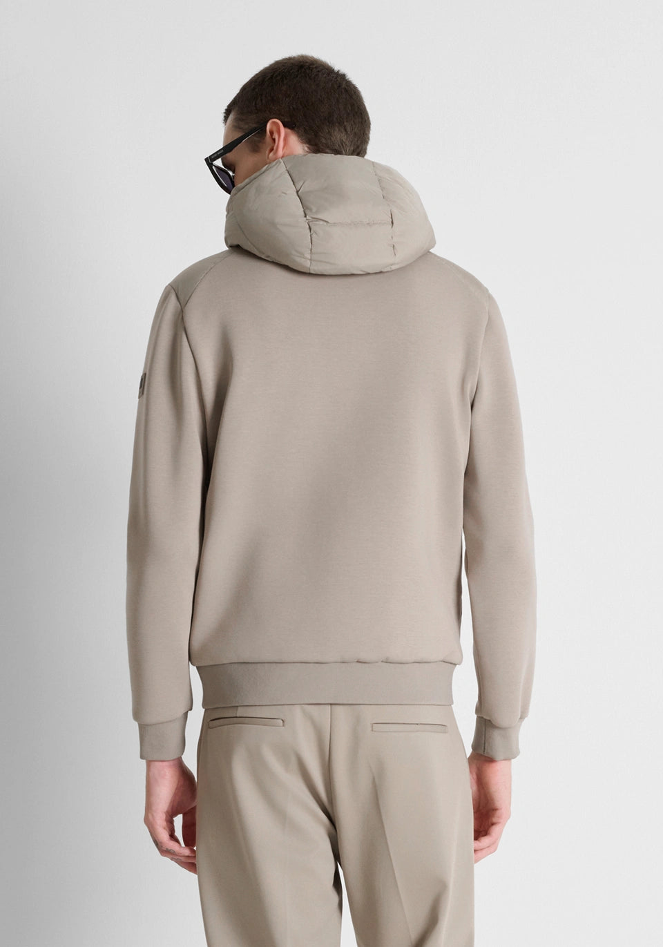 Grit slim-fit coat in padded techno fabric with contrast inserts