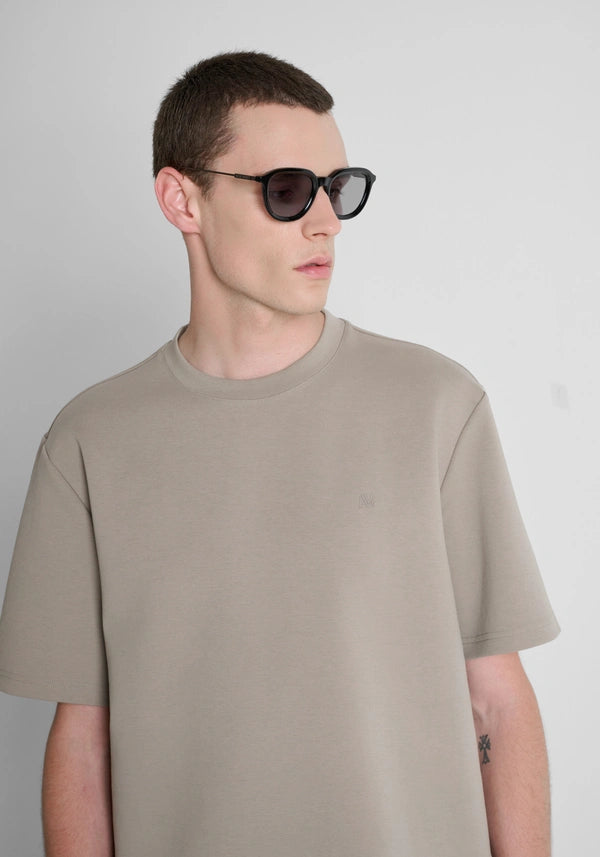 Grit relaxed-fit t-shirt in stretch scuba with logo on heart